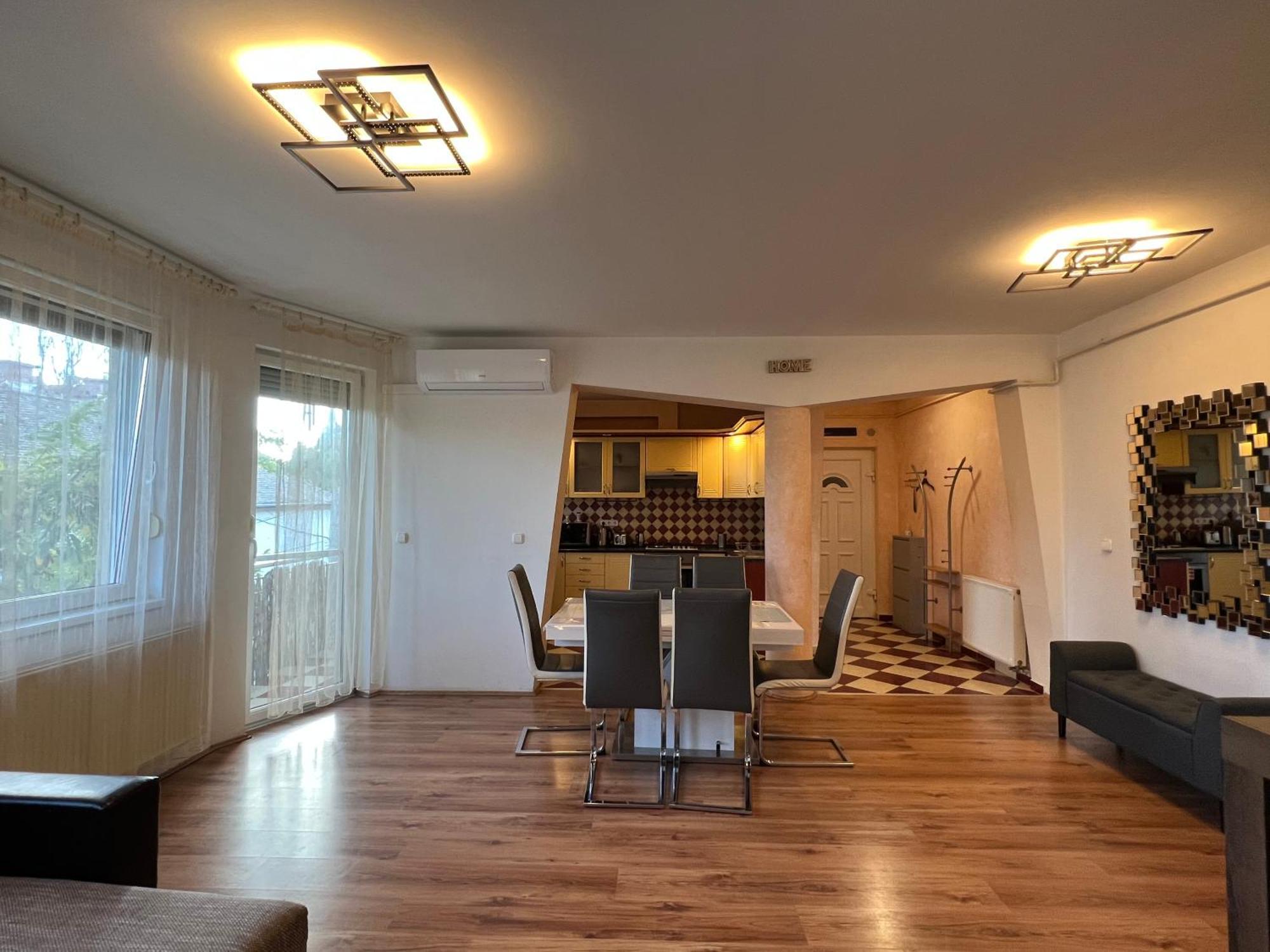 Kristaly Apartman Σέγκεντ Εξωτερικό φωτογραφία