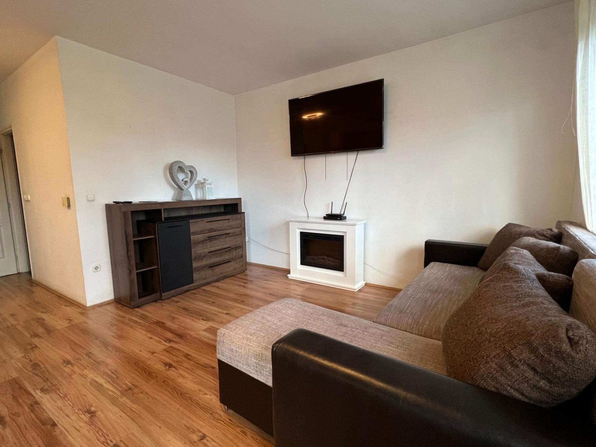 Kristaly Apartman Σέγκεντ Εξωτερικό φωτογραφία