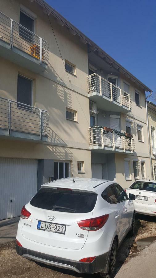 Kristaly Apartman Σέγκεντ Εξωτερικό φωτογραφία